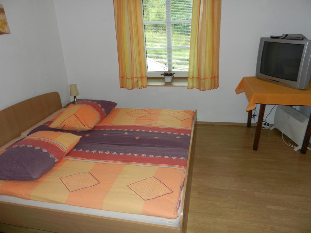 Hotel Gostilna Stara Posta à Podkraj Extérieur photo